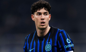 Bastoni mở cửa gia nhập Barca giá 70 triệu euro