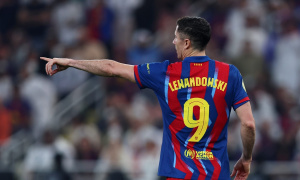 Barca ra 2 điều kiện để Lewandowski ở lại