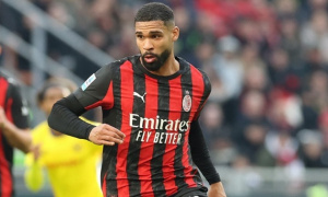 Villa nhắm cựu sao Chelsea thay Kamara chấn thương