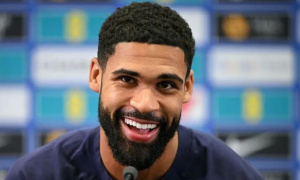 Romano lên tiếng vụ Man Utd hỏi mua Loftus-Cheek