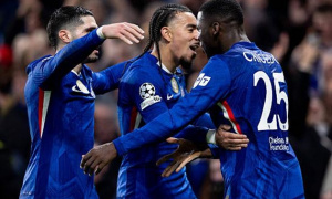 Caicedo tỏa sáng, Chelsea toát mồ hôi hạ Pafos