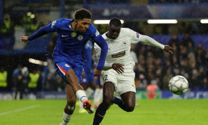 Chelsea chiến thắng trên đôi vai thầm lặng của Fofana