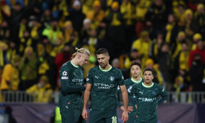 Dàn sao Man City tự bỏ tiền túi hoàn vé cho người hâm mộ