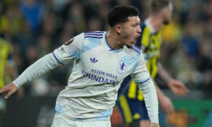 Sancho lột xác thành vũ khí tối thượng của Aston Villa