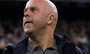 Slot tuyên bố Liverpool nói không với mua sắm chữa cháy