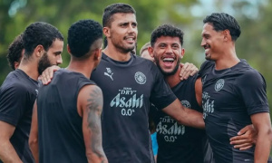 Pep Guardiola mất 7 ngôi sao Man City ở trận Wolves