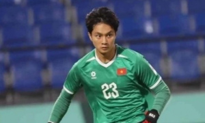 HLV Kim Sang Sik ngợi ca người hùng Cao Văn Bình