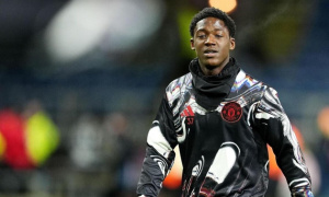 Carrick ví Mainoo là hình mẫu của lò Carrington