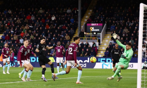 Romero giải cứu, Tottenham thoát thua Burnley phút 90