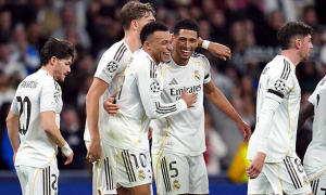 Mbappe lập cú đúp đưa Real Madrid lên đỉnh La Liga