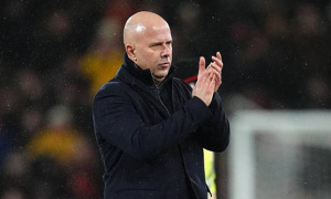 Arne Slot đổ lỗi cho lịch thi đấu sau trận thua Bournemouth