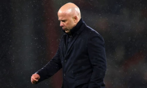 Huyền thoại Anh chỉ trích Liverpool lãng phí 600 triệu USD