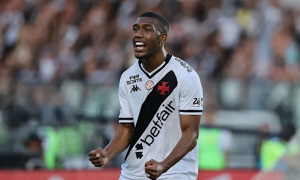 Rayan đến Anh kiểm tra y tế để gia nhập Bournemouth