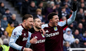 Hạ Newcastle, Villa phả hơi nóng vào Man City