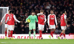 Trận thua Man United là liều thuốc tỉnh người cho Arsenal