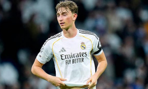 Dean Huijsen trở lại đúng lúc giúp Real giải vây hàng thủ