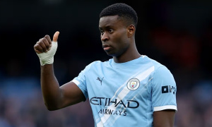 Guehi tiết lộ từng kiểm tra y tế ở Liverpool trước khi về Man City