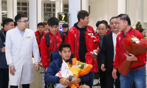 Trung vệ Nguyễn Hiểu Minh chưa ấn định ngày mổ dây chằng