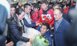 Báo Hàn Quốc thán phục cử chỉ của HLV Kim với Nguyễn Hiểu Minh