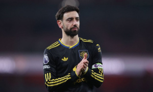 Bruno đòi lương 400.000 bảng để ở lại MU