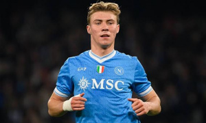 Romano báo tin vui 50 triệu euro cho MU vụ Hojlund