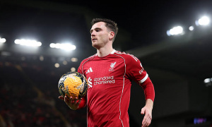 Hụt Andy Robertson là may mắn của Tottenham