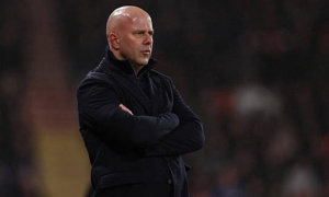 Arne Slot thừa nhận Liverpool chơi tệ hại ở các quả bóng chết