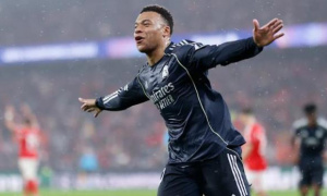 Mbappe xô đổ kỷ lục của thần tượng Ronaldo ở Champions League