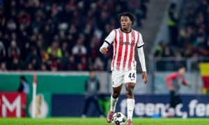 Arsenal tranh Manzambi giá 48 triệu bảng với MU