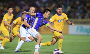 Soi trận SLNA vs Hà Nội: Văn Quyết thách thức Cao Văn Bình