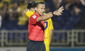 Trọng tài Malaysia bắt chính trận CAHN vs Ninh Bình