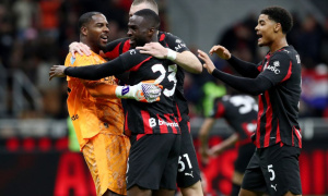 Từ chối loạt ông lớn, Maignan hưởng lương top 1 ở Milan