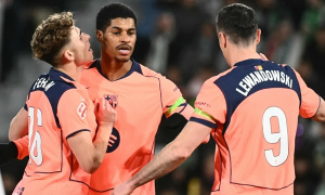 Rashford sánh vai Yamal lập kỳ tích tại Barca
