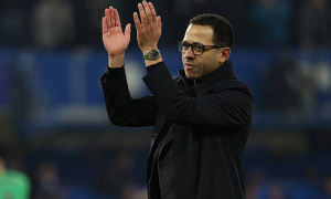 Tài đọc trận đấu của Rosenior là hiểm họa với Arsenal