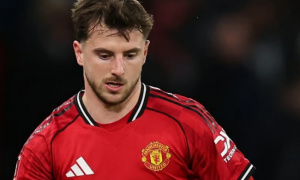 Michael Carrick hé lộ lý do Mason Mount vắng mặt ở trận Fulham