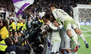 Mbappe 'chuộc tội' phút 90+10 giúp Real hạ Rayo Vallecano