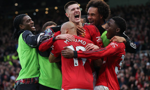 5 dấu ấn Man Utd 3-2 Fulham: Hiệu ứng Carrick; 'Fergie Time' trở lại