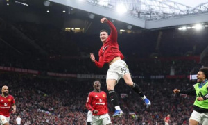 Pha xử lý đẳng cấp của Sesko định đoạt chiến thắng kịch tính cho MU