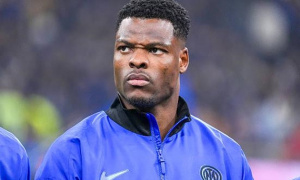 Tin đồn chuyển nhượng sáng 2/2: Liverpool theo sát Dumfries; Nhiều đội bóng Anh quan tâm Endrick