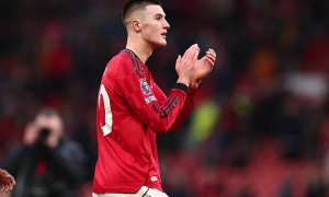 Sesko thán phục đẳng cấp của Casemiro