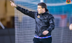 Mắng trọng tài là nỗi hổ thẹn, HLV Ninh Bình sắp lĩnh án