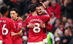 7 phút hóa chiến thần của Martinez bảo toàn chiến thắng cho MU