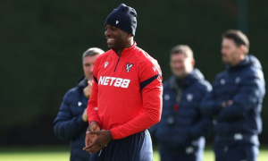 Mateta kiểm tra y tế, sắp gia nhập Milan