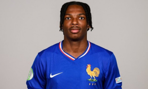 CHÍNH THỨC! Liverpool nổ bom tấn Jeremy Jacquet giá 72 triệu euro