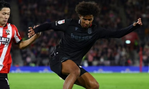 Arsenal chi 3,2 triệu bảng mua Jaden Dixon