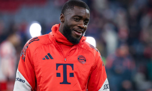 Upamecano 'quay xe' phút chót khiến Real ngỡ ngàng