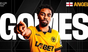 Vừa bán trụ cột, Wolves lập tức nổ cú đúp Armstrong, Angel Gomes