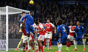 Chelsea có điểm tựa lịch sử để lật kèo Arsenal
