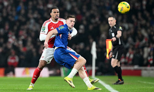 Fan Chelsea đòi tống khứ Delap sau thất bại trước Arsenal