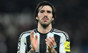 Eddie Howe khẳng định Tonali hạnh phúc tại Newcastle